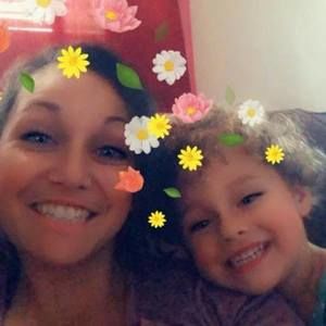 Meet your Posher, Carly